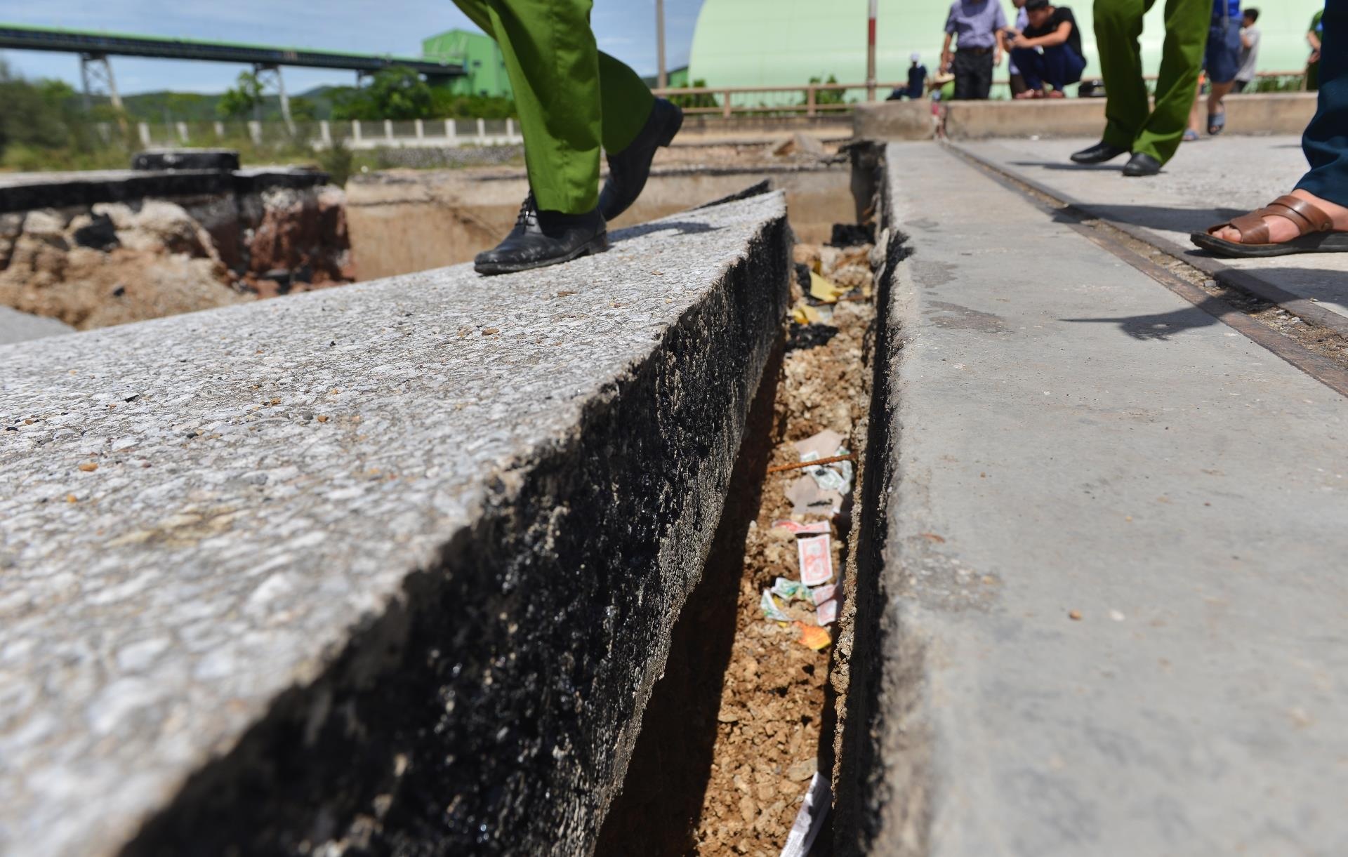 hien truong vu sat mo cau anh 4