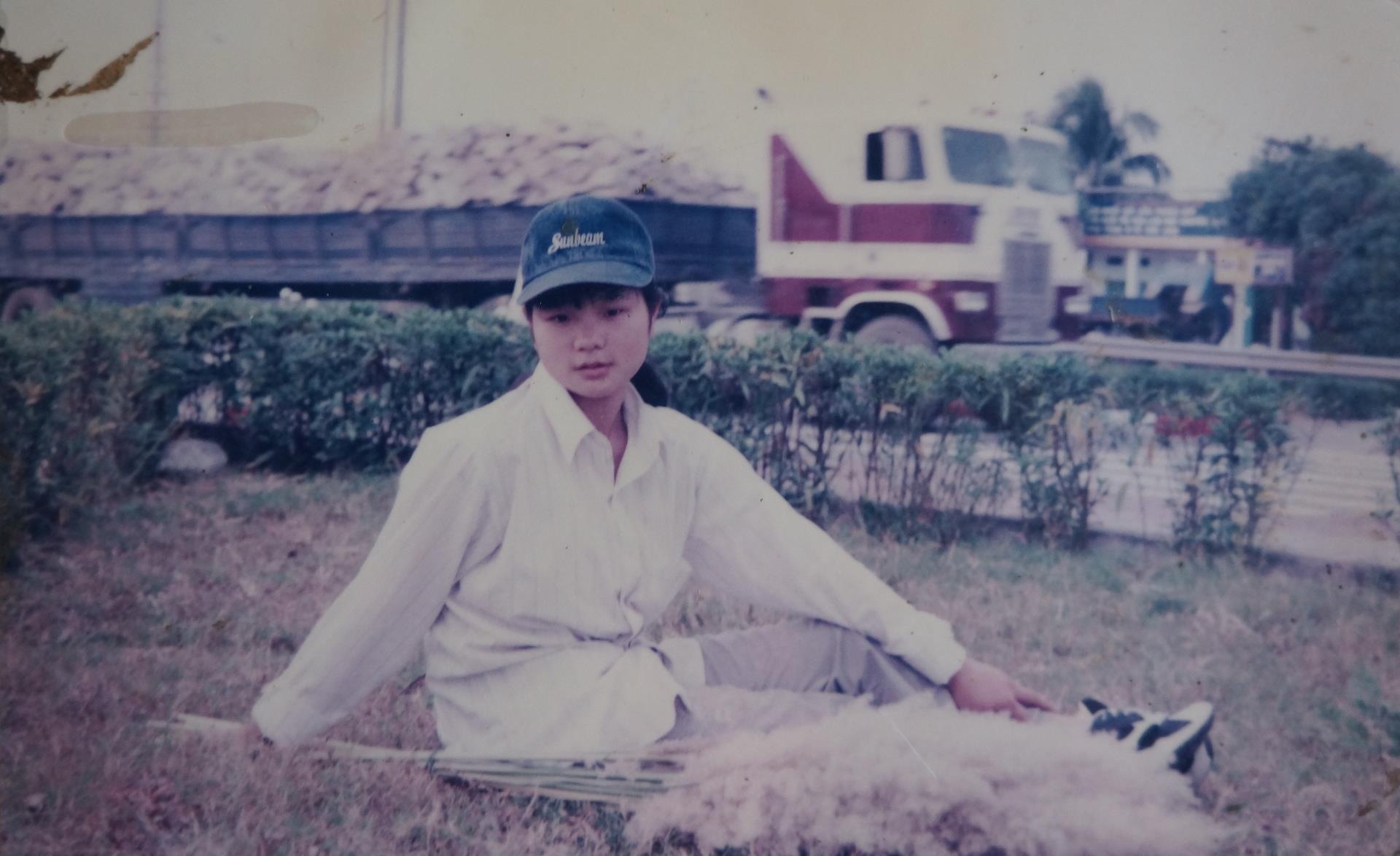 Cha me gia mong ngong con gai suot 16 nam vi loi hen 'se tro ve' hinh anh