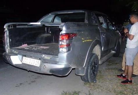 Chan oto ban tai cho 8 banh heroin va thuoc no hinh anh