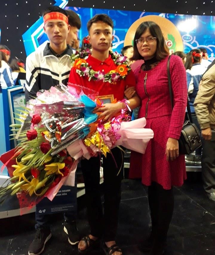 nam sinh đạt điểm 10 Sử ảnh 3 nam sinh dat diem 10 Su anh 3