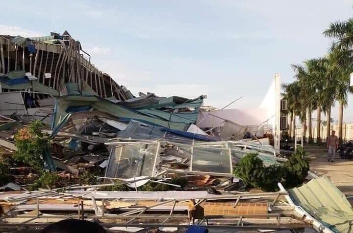 giong loc gay sap nha xuong anh 1