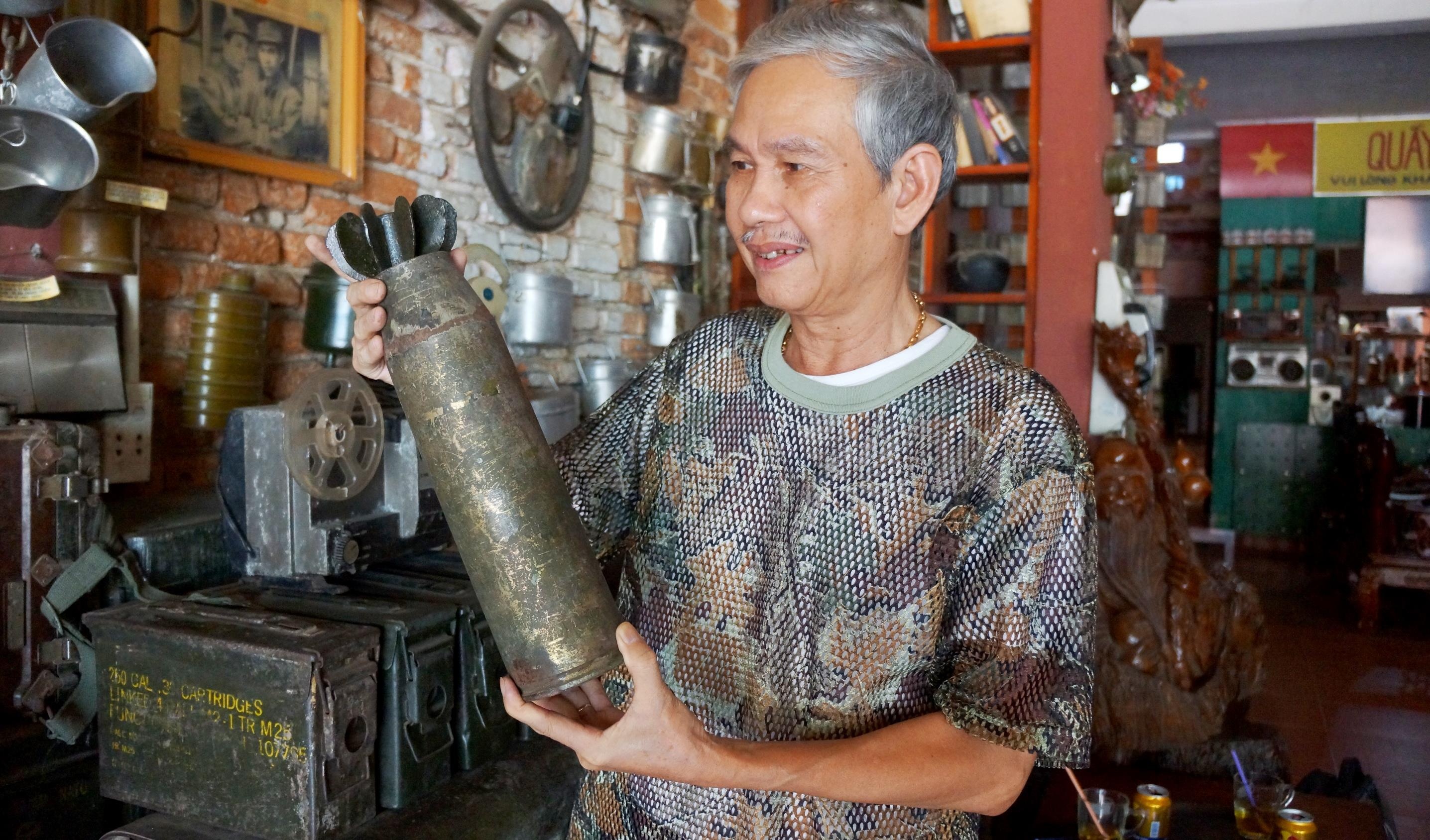 Cuu binh suu tam hon 250 ky vat ve chien tranh hinh anh