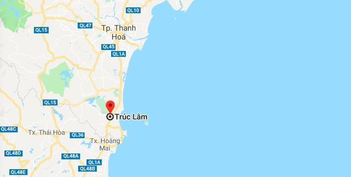 xe container lao xuống ruộng ảnh 2 xe container lao xuong ruong anh 2