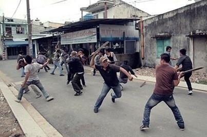 Hang chuc nguoi cam dao kiem hon chien do mau thuan lam an hinh anh