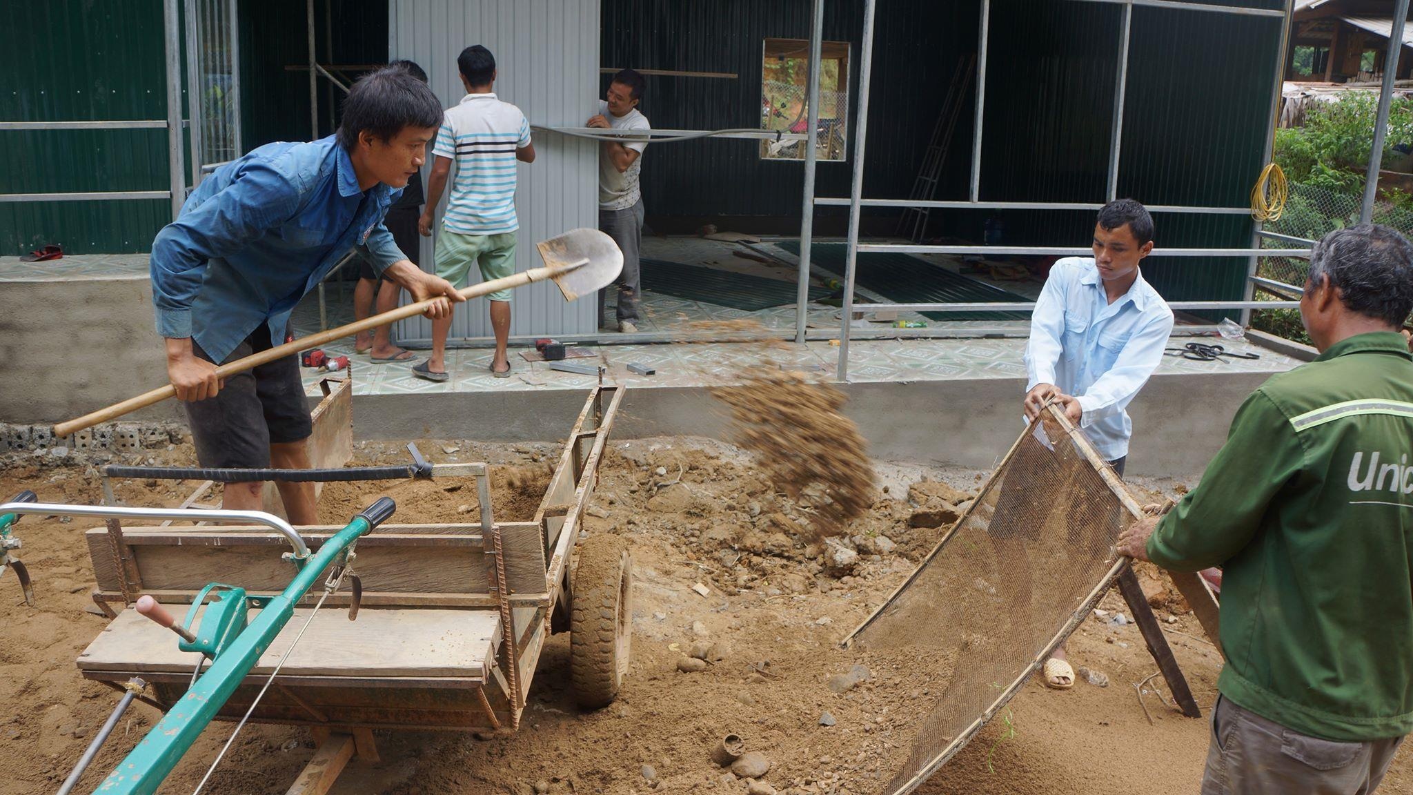 dung phong hoc vung lu Sa Na anh 6