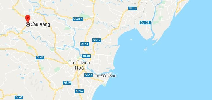 taxi lao xuống sông ảnh 3 taxi lao xuong song anh 3