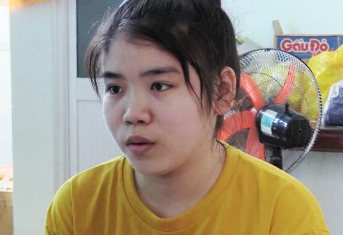 Co gai 19 tuoi cung hai nghi pham dam chet nguoi ra dau thu hinh anh