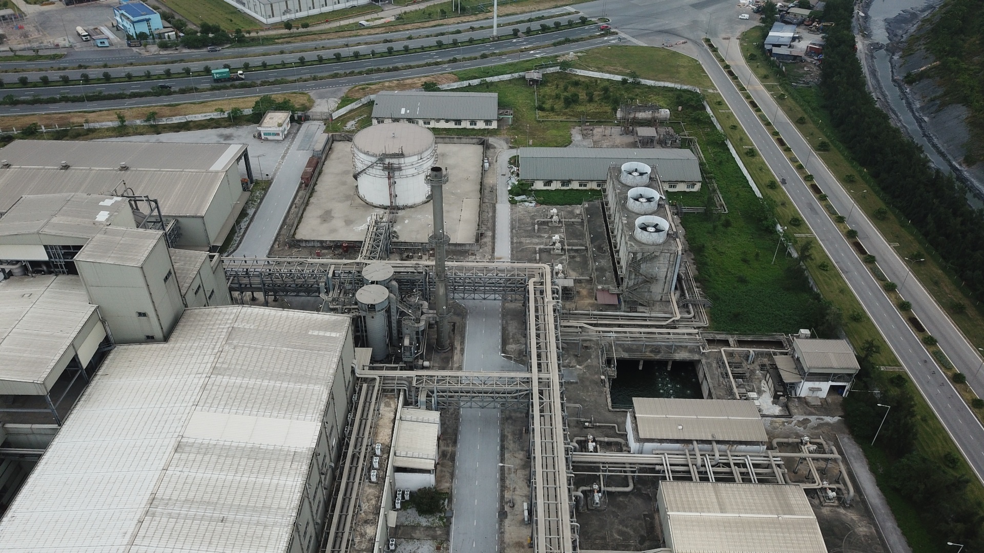 nha may xo soi no hon 7.800 ty anh 4