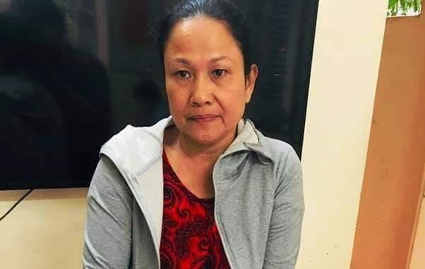 Bat 'nu quai' mua 10 hop sua bang coc tien le hinh anh