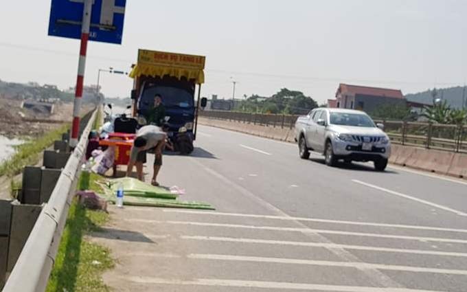 Nữ sinh tử nạn khi đi bê tráp ảnh 1 Nu sinh tu nan khi di be trap anh 1