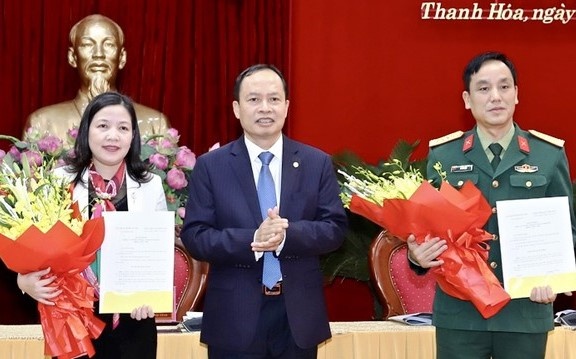 Dai ta quan doi vao Ban Thuong vu Tinh uy Thanh Hoa hinh anh