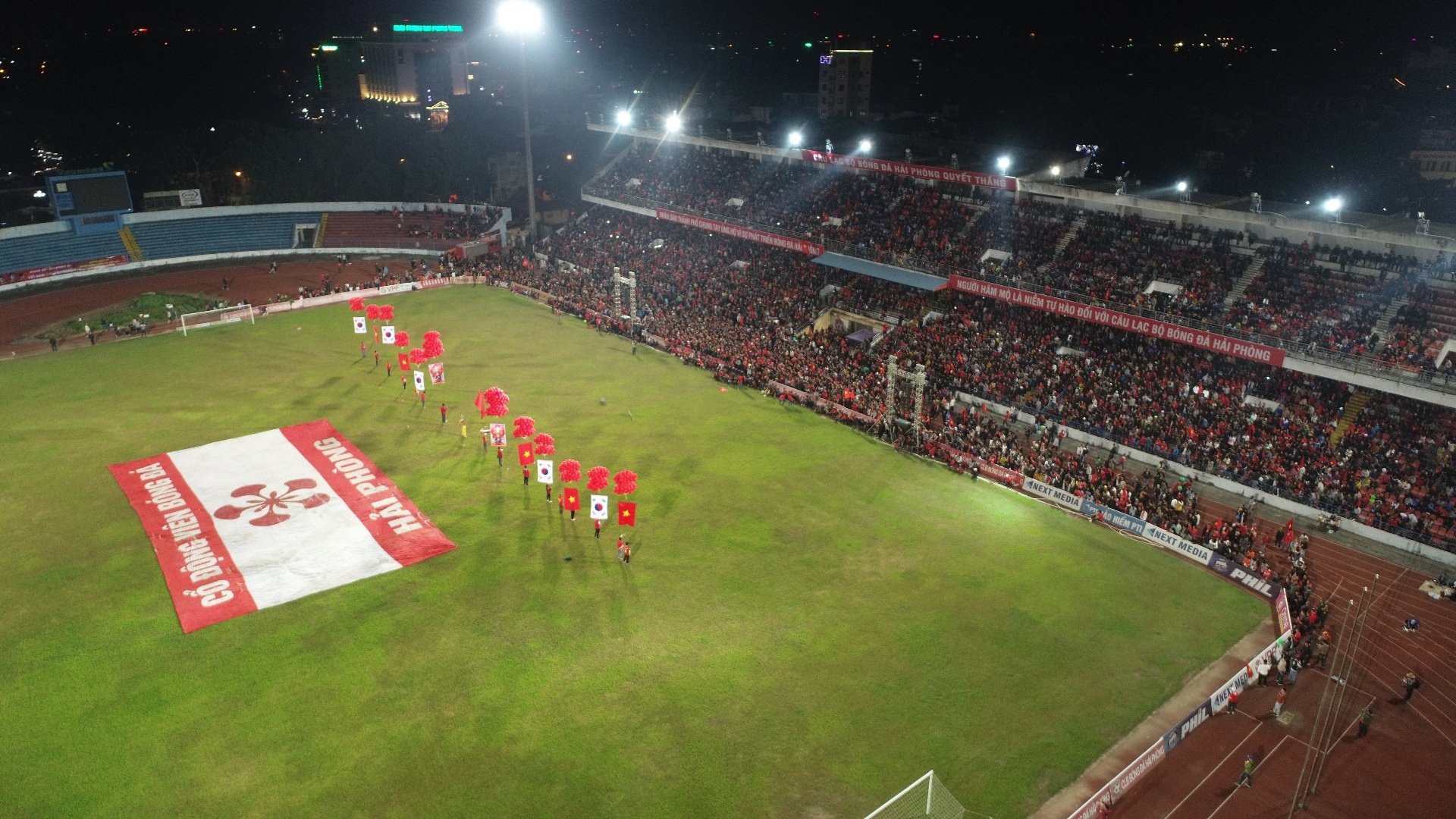 phao sang san Lach Tray anh 1