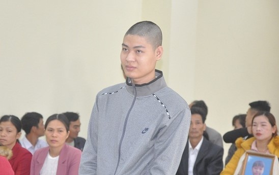 Ke dam chem 6 co tro thuong vong linh an chung than hinh anh