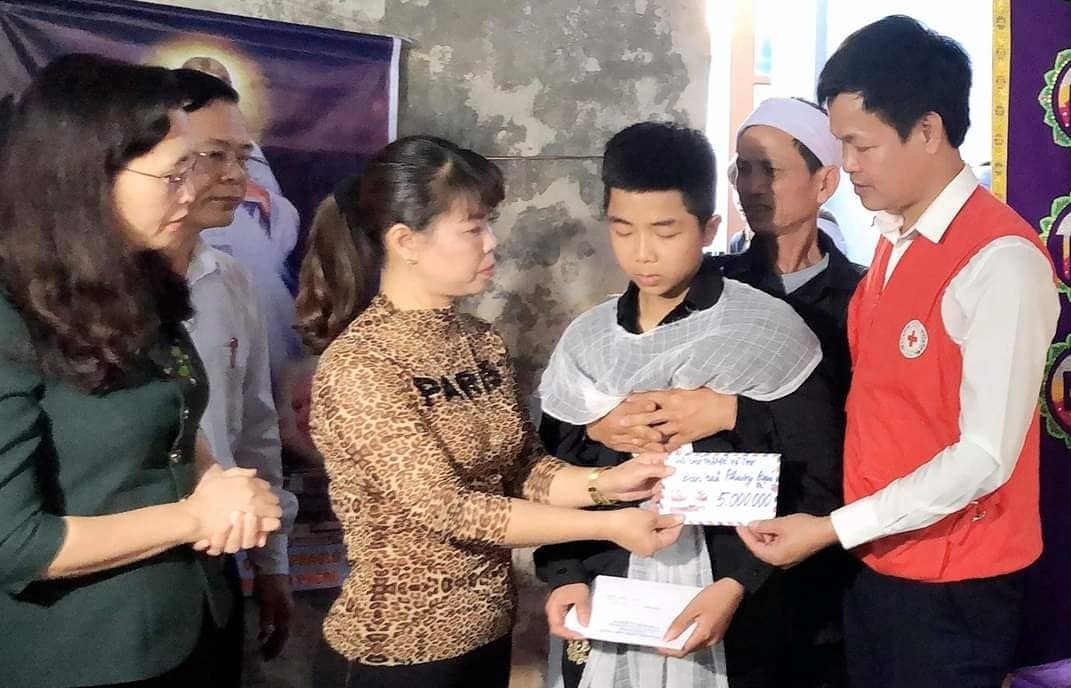 tim thay thi the vu lat thuyen anh 2