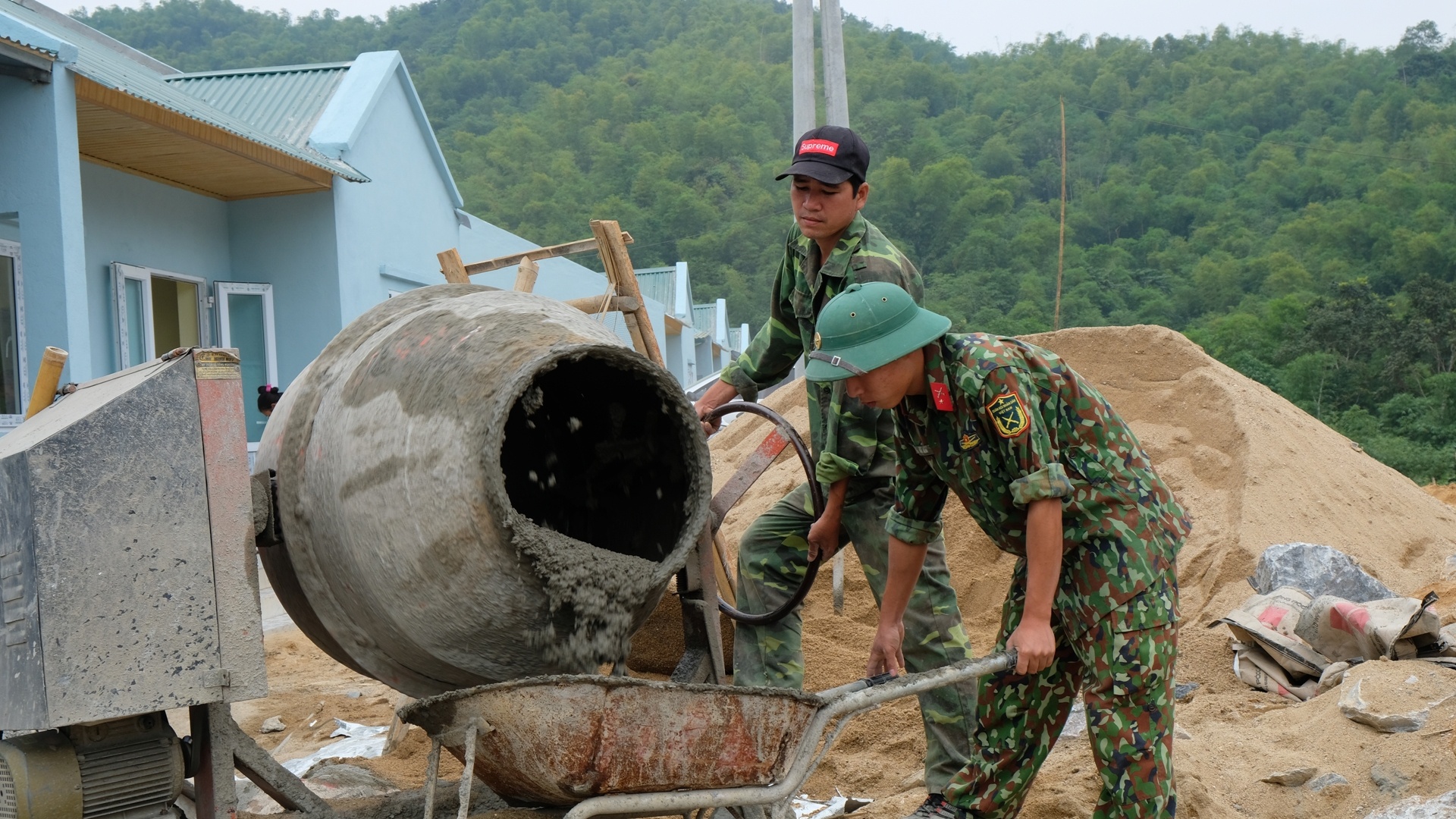 Sa Na co nha moi sau lu anh 6