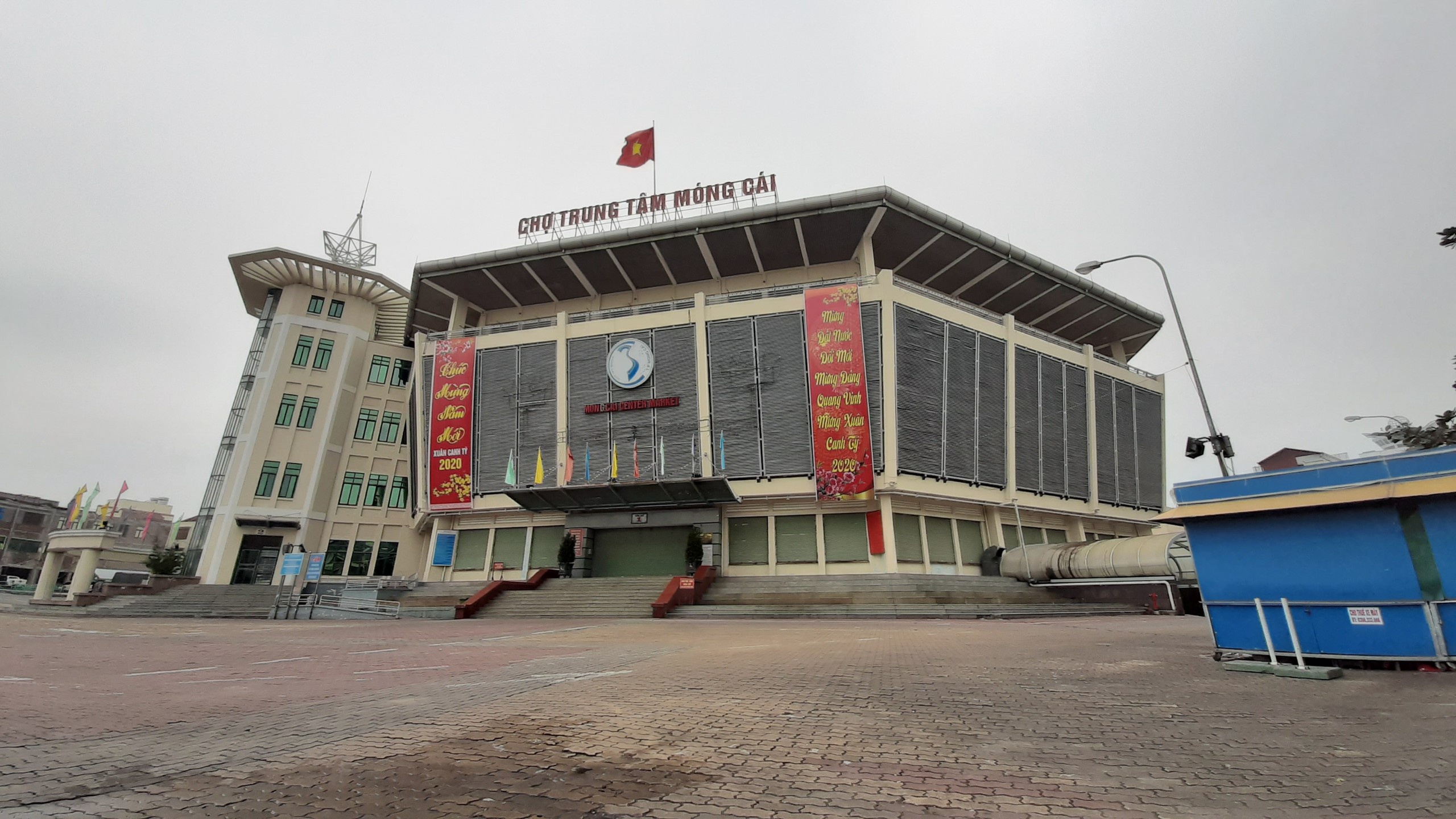 hang quan Mong Cai e am anh 4