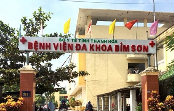 Giam doc benh vien bi yeu cau kiem diem vi vang hop chong dich corona hinh anh