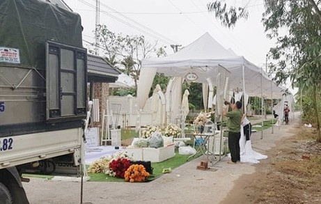 co dau phai cach ly anh 1