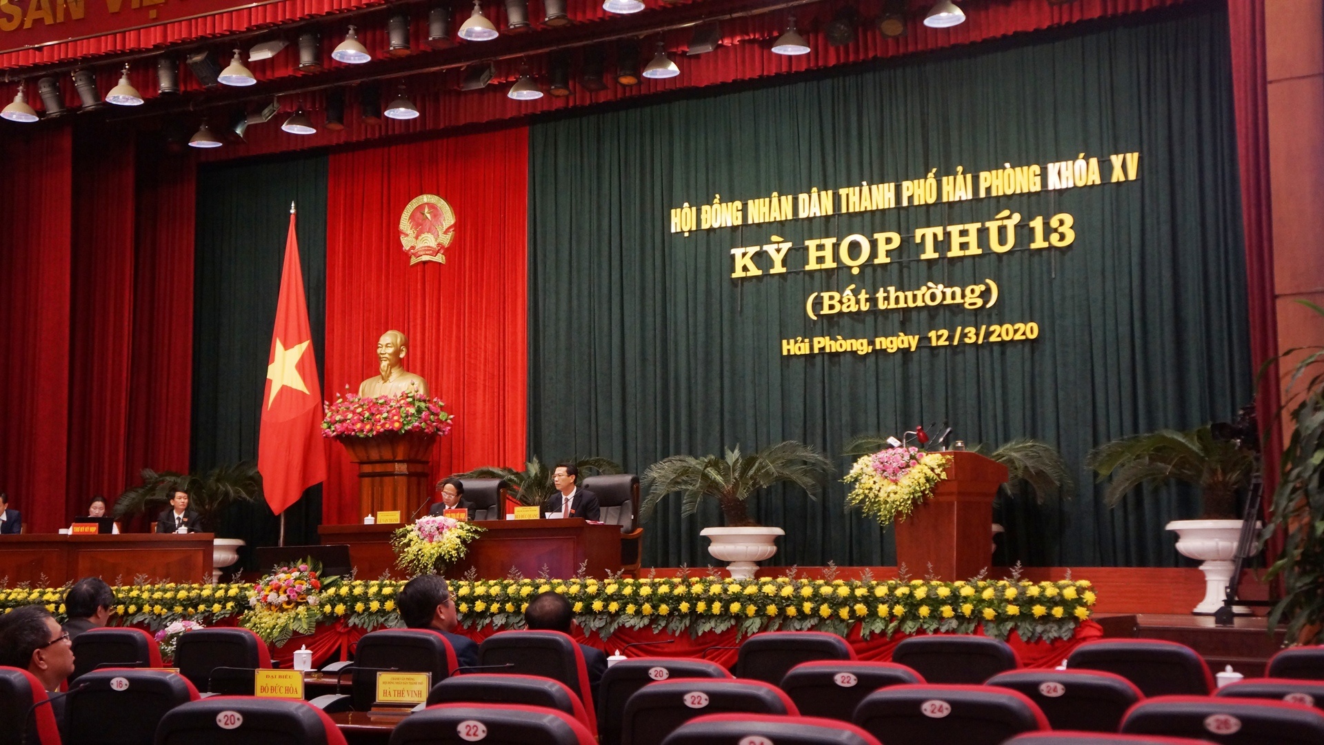 Hai Phong dung tang am chen anh 1