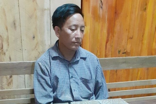 Bat qua tang ga dan ong van chuyen thue 20 banh heroin hinh anh