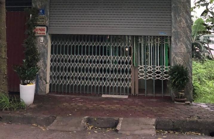 Nguoi dan ong bi ban tu vong sau cuoc ruot duoi o nha nghi hinh anh