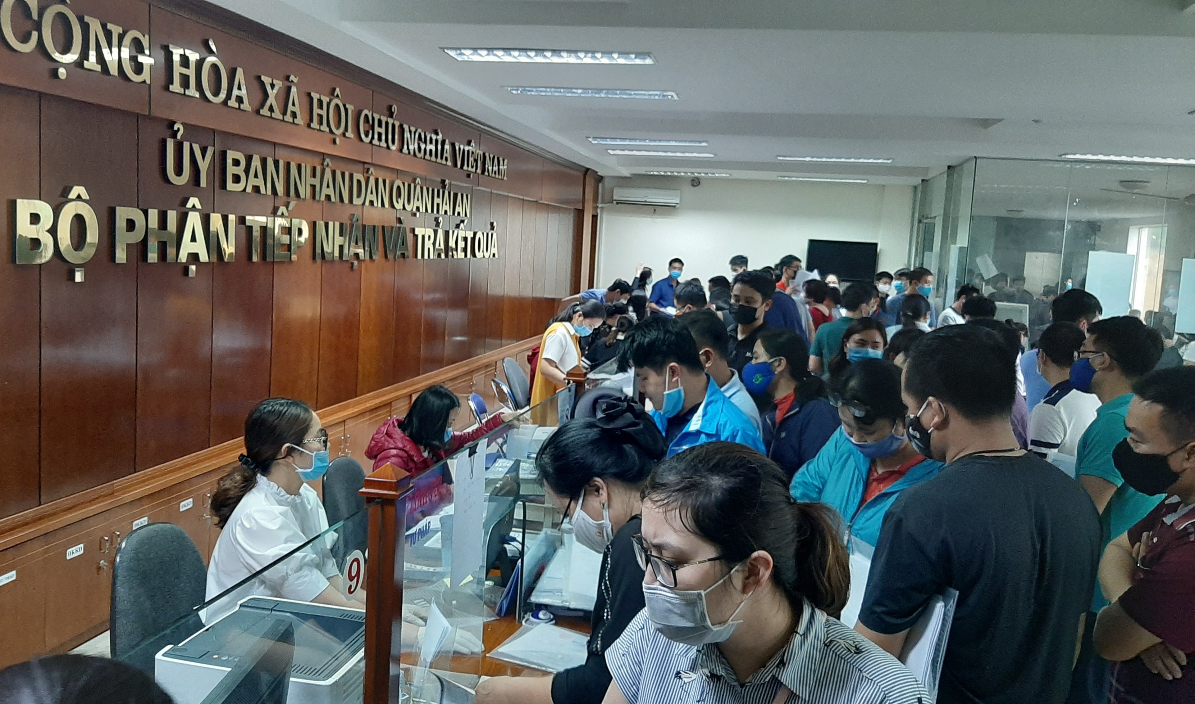 Hai Phong lui thoi gian kiem soat xe anh 1