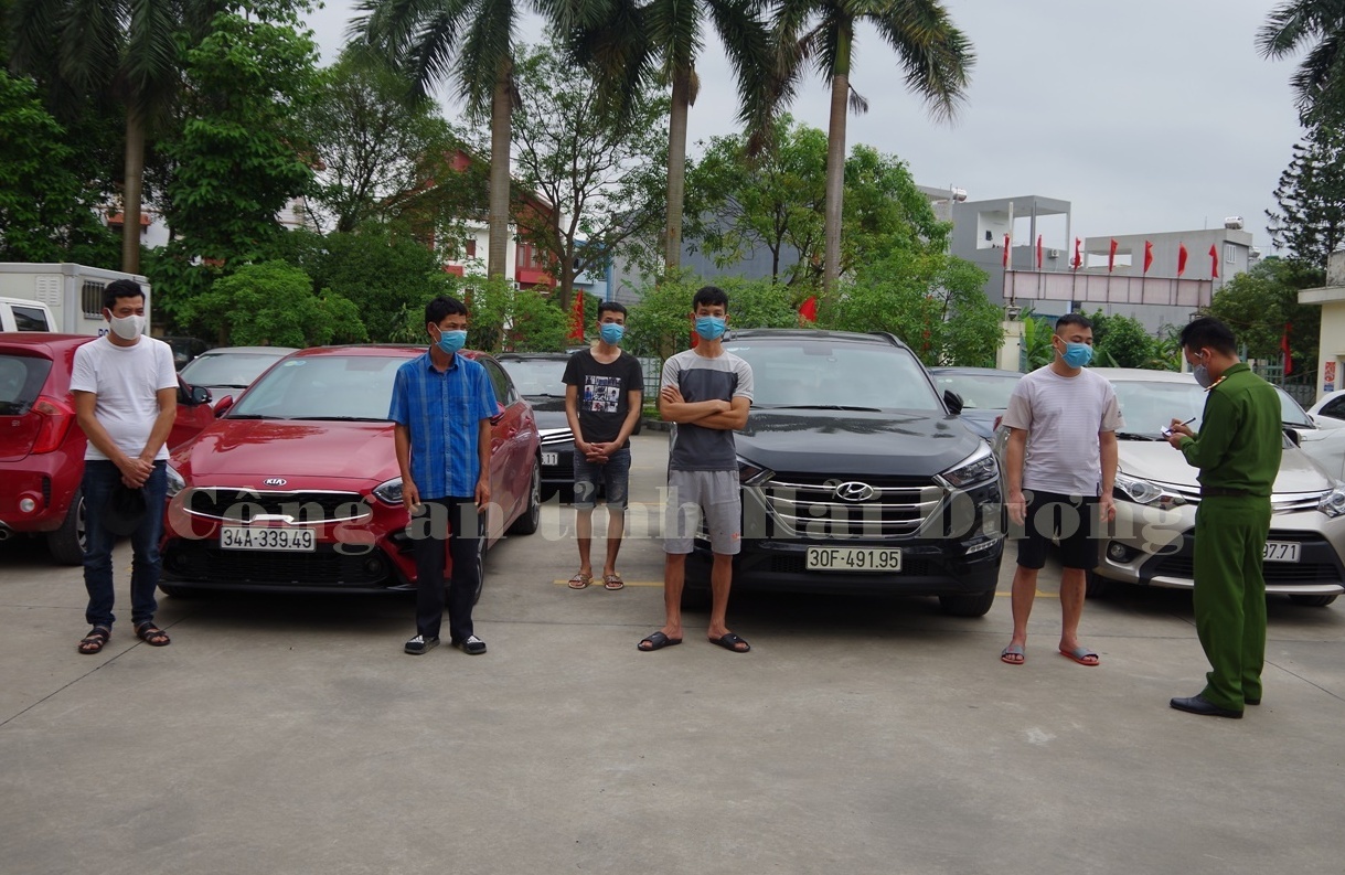 bat 15 nguoi danh bac anh 1