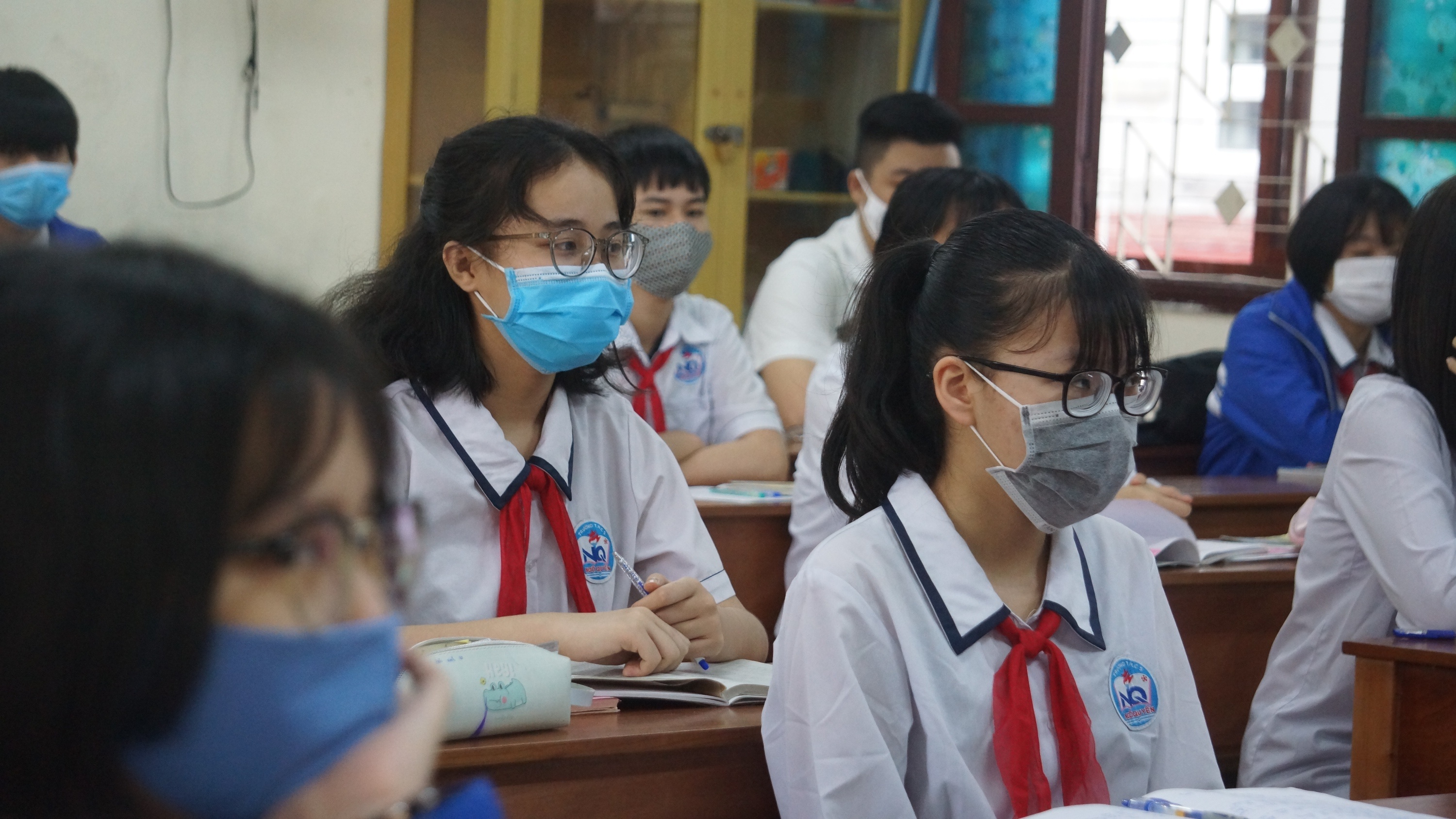 truong hoc Hai Phong thuc hien gian cach anh 2