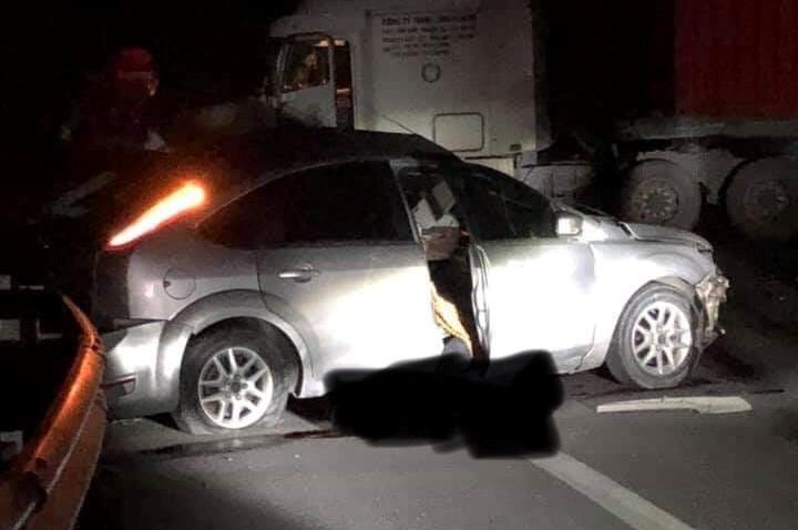 Can bo quan doi tu vong sau va cham voi xe container hinh anh