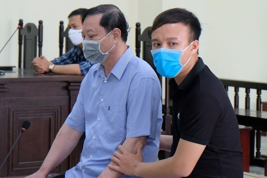 Cuu Truong cong an TP Thanh Hoa nhan toi hinh anh