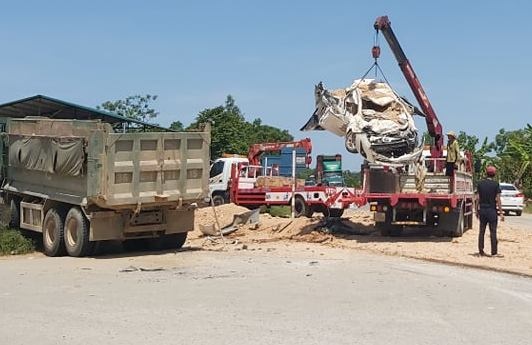 Pho thu tuong chi dao dieu tra vu xe Howo lat de chet 3 nguoi hinh anh