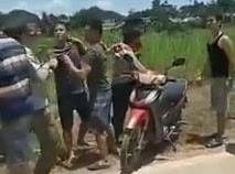 nổ súng sau va chạm ảnh 1 no sung sau va cham anh 1