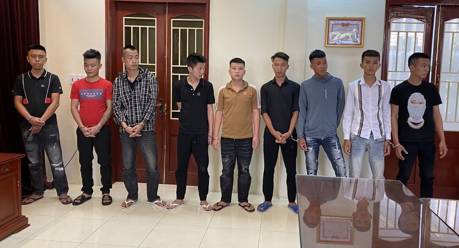 hon chien vi mot co gai anh 1