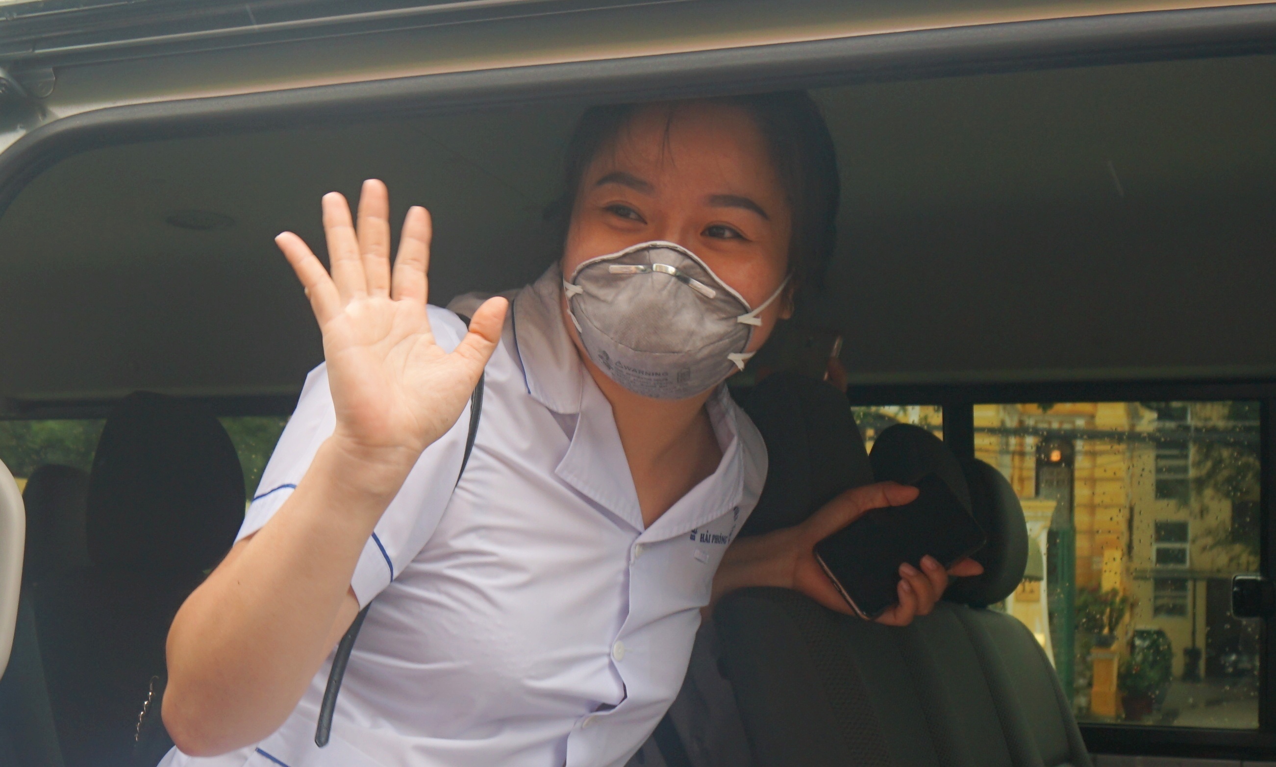 33 bac si, dieu duong Hai Phong vao Da Nang ho tro chong dich hinh anh