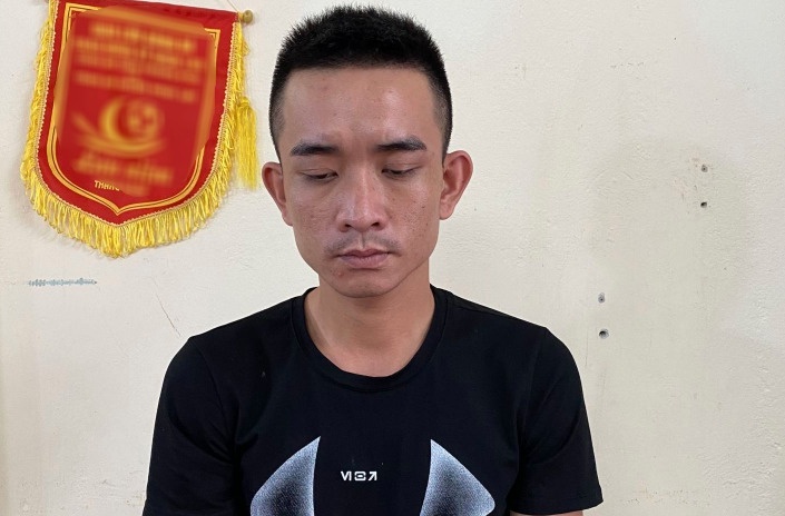 bắt kẻ chém người trốn nã  ảnh 1 bat ke chem nguoi tron na anh 1