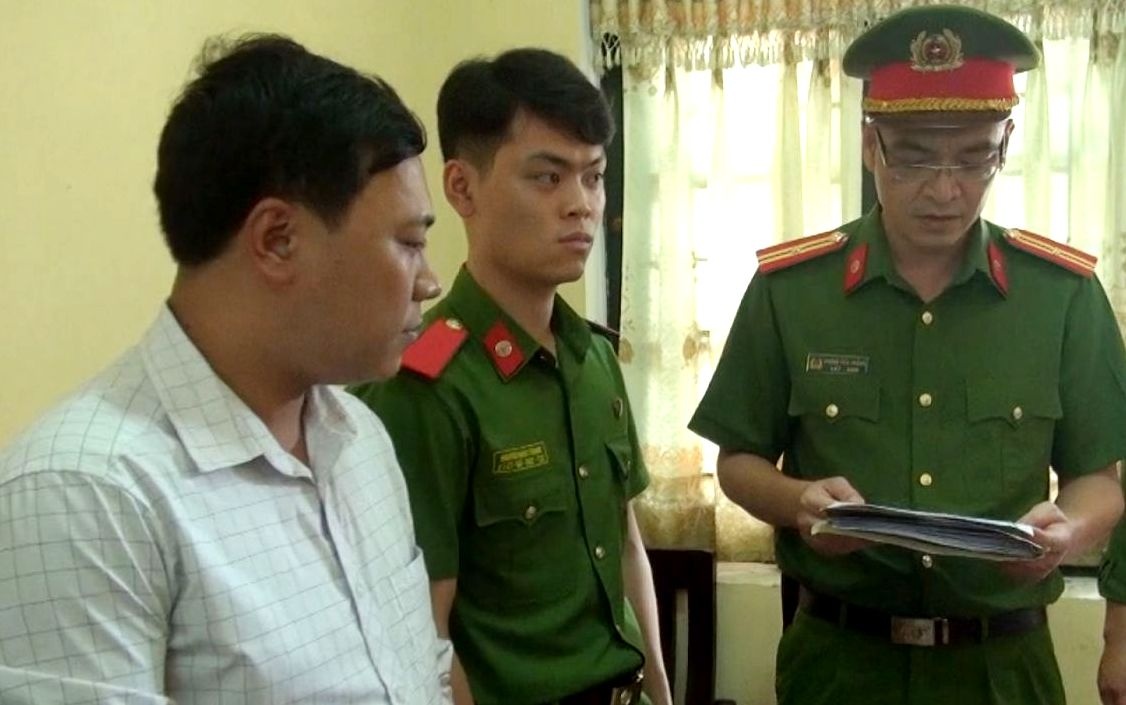 Ke toan truong THPT bi cao buoc tham o hon 1 ty hinh anh