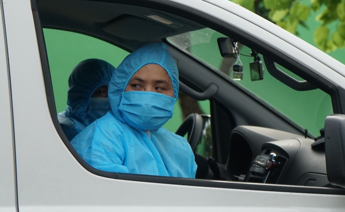 Hai ca moi mac Covid-19 o Hai Duong la bo me cua benh nhan 971 hinh anh