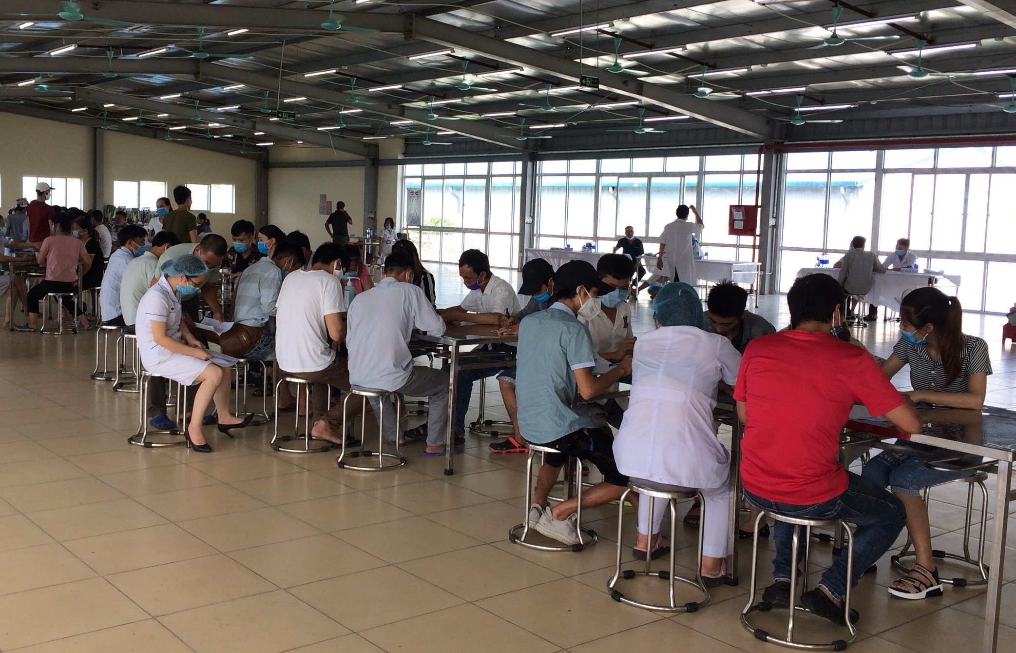 kham sang loc sau vu ngo doc anh 1