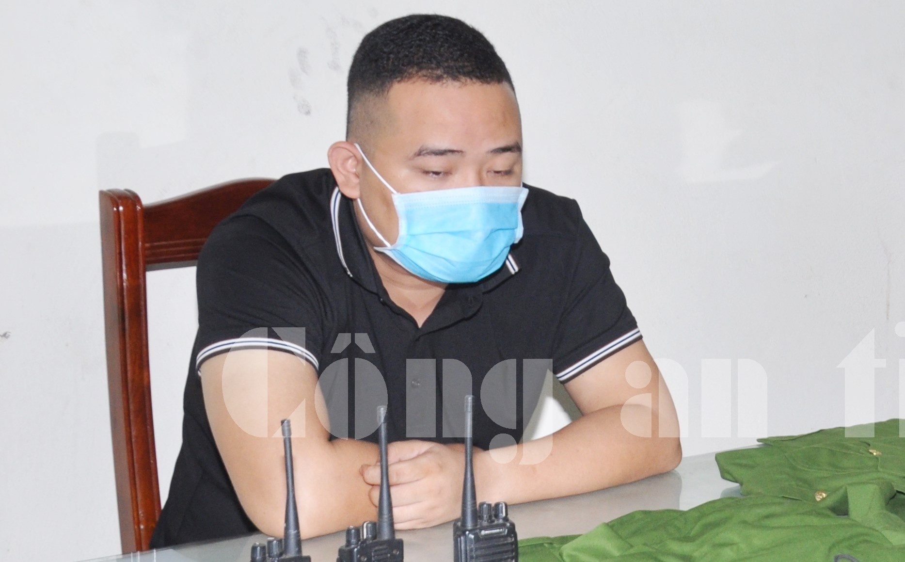 Gia danh cong an lua hon 500 trieu hinh anh