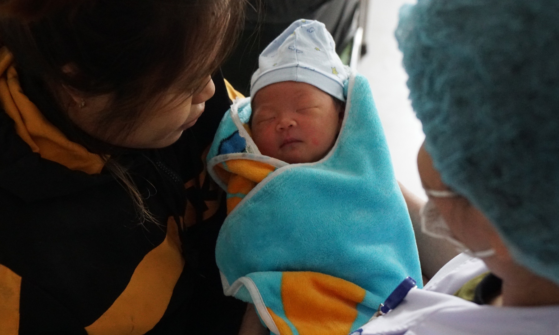 nhung san phu vuot lu anh 4