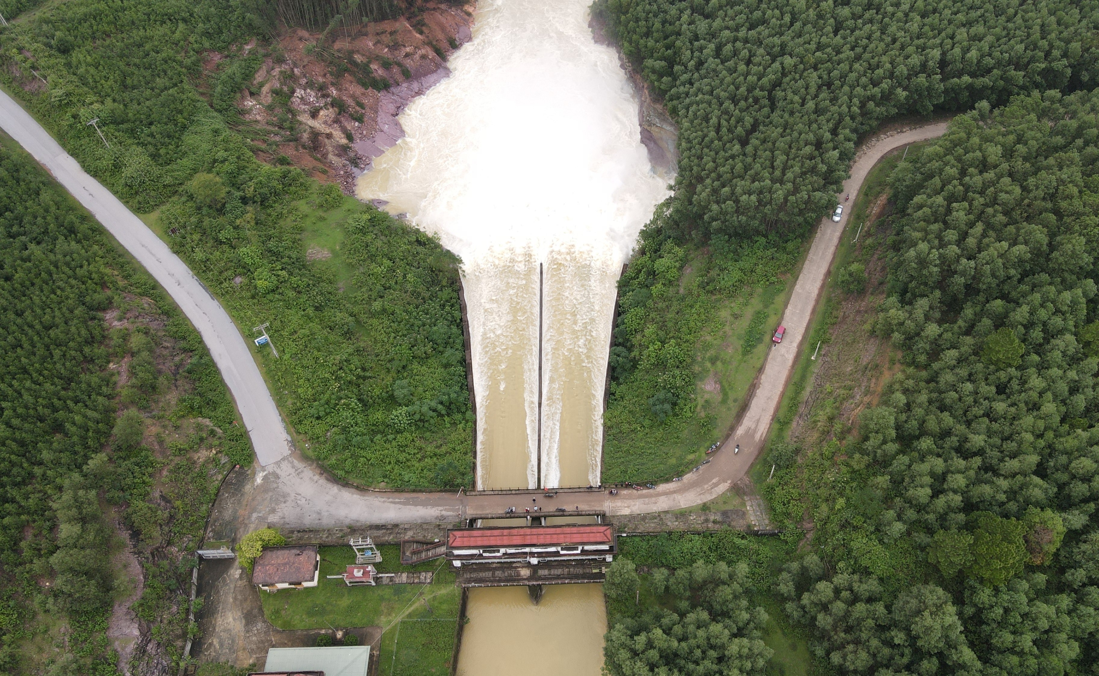 Bao so 8 do bo, ho Ke Go co xa lu? hinh anh