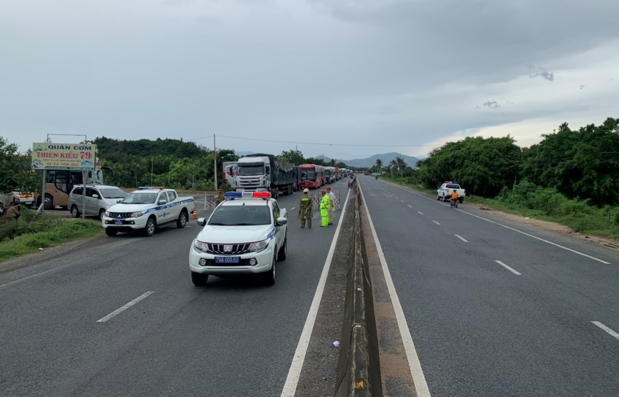 duong sat te liet vi bao anh 2