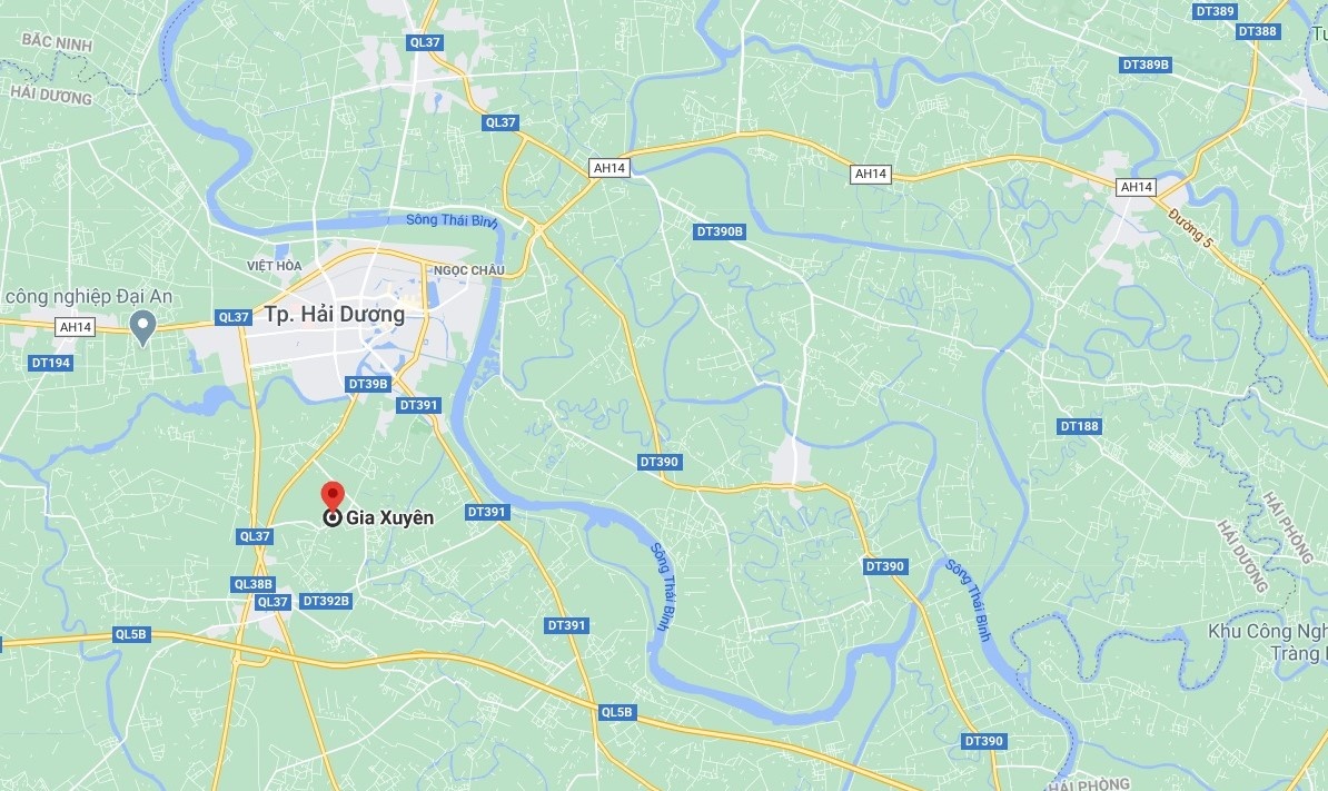 Mercedes lao xuong kenh anh 2