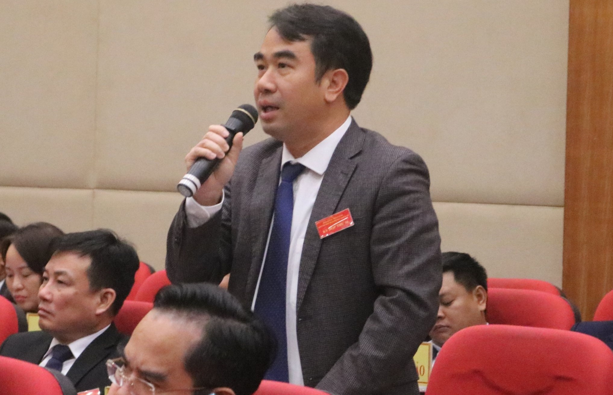 Vi sao Hai Phong cham chi tra 38 ty ho tro cac to chong Covid-19? hinh anh