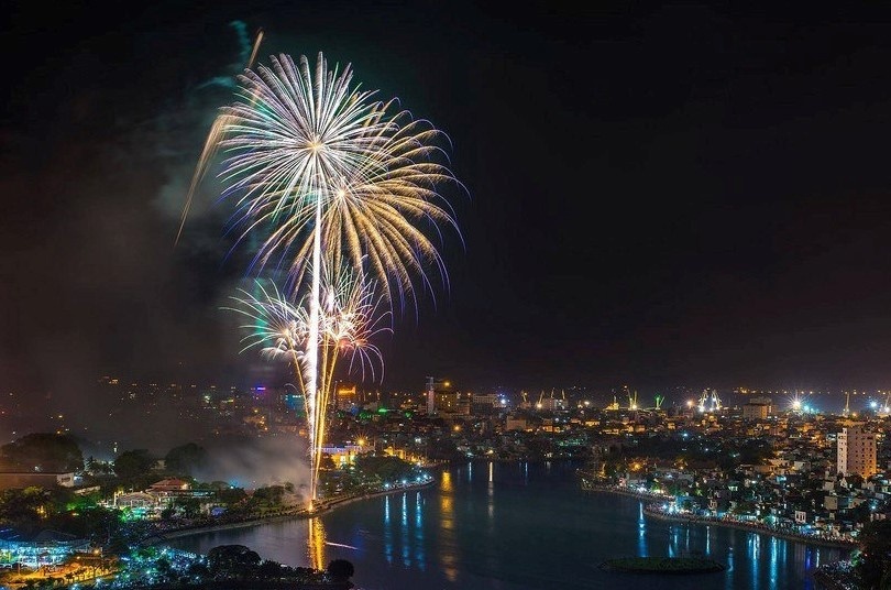 Hai Phong se ban 6.000 qua phao hoa tam cao dem giao thua Tet Tan Suu hinh anh