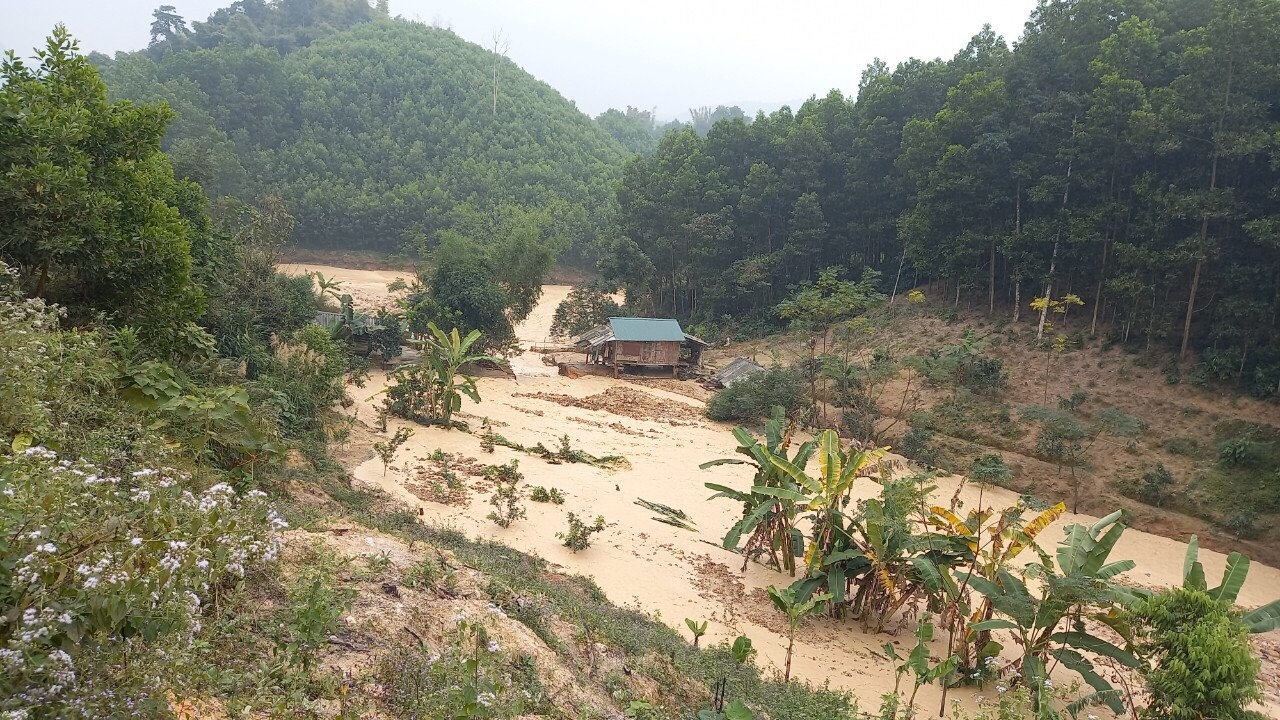 Tuyen kenh hon 4.300 ty dut gay hinh anh