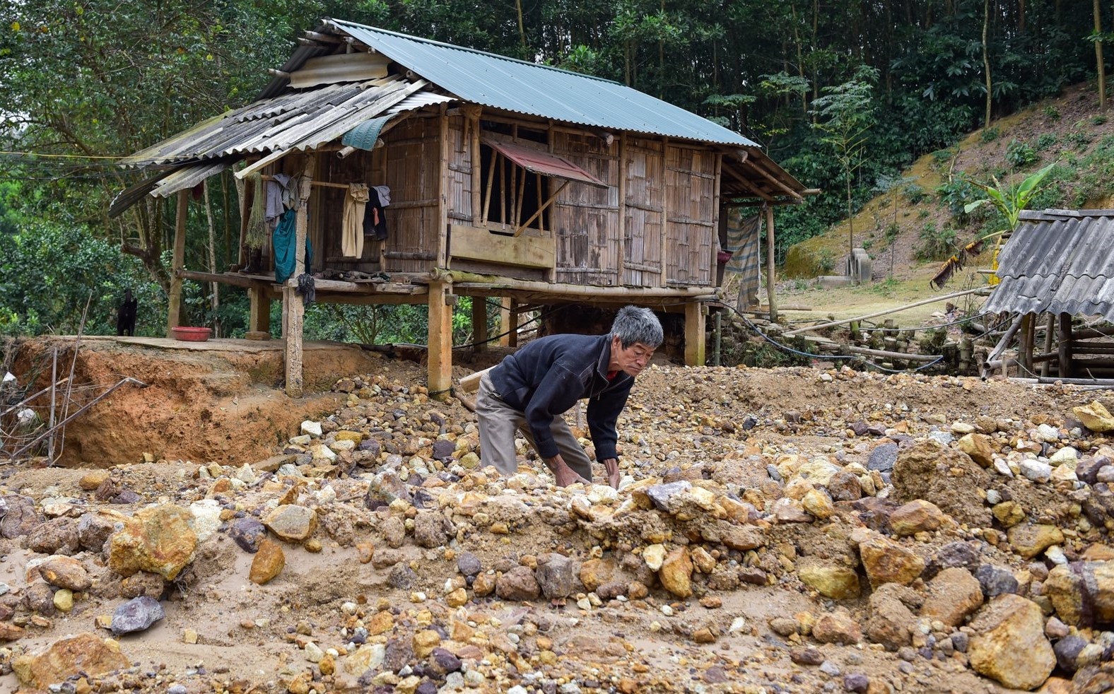 tuyen kenh 4.300 ty dut gay anh 6