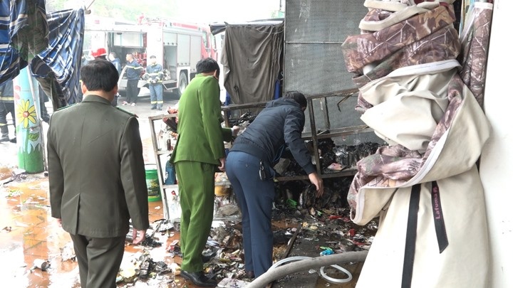 nu sinh tu vong anh 2