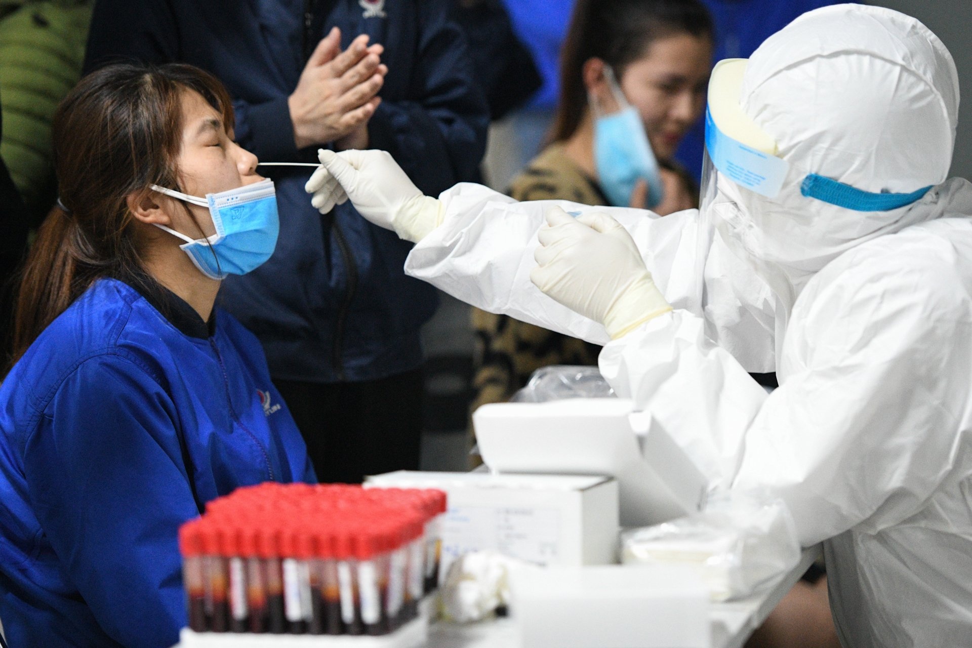 37 cong nhan Cong ty POYUN duong tinh khi xet nghiem lan 2 hinh anh