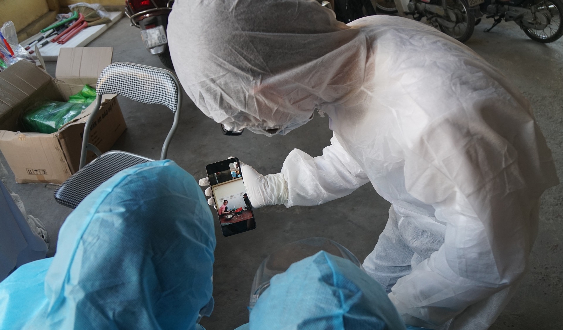 ngay Tet o khu cach ly hoc sinh anh 6